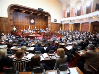 Φωτογραφία για Σερβία: Εγκρίθηκε η συμφωνία για το Κοσσυφοπέδιο