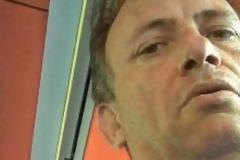 Διεκόπη η δίκη Σειραγάκη - Ο βουρκωμένος αστυνομικός και η προκλητική στάση του παιδεραστή