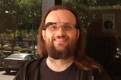 O Saurik έχει ήδη jailbroken τα Google Glass