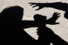 Προφυλακίστηκε 45χρονος που βίαζε την κόρη του