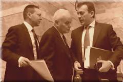 Απολύσεις και φόροι για μια 