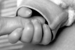 Περιοχή Αλιβερίου: Άρχισαν να κλαίνε από χαρά όταν είδαν τον πατέρα τους ζωντανό να επιστρέφει στο σπίτι!