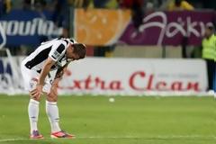 Υποδοχή με ένταση στο «Μακεδονία» για τον ΠΑΟΚ, πανηγυρισμοί στους δρόμους της Τρίπολης [βίντεο]