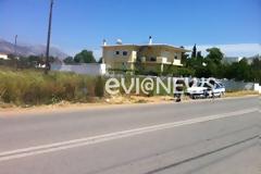 Μαλακώντας: Έστριψε το κεφάλι του δεξιά και άρχισε να ουρλιάζει! Φωτογραφιες