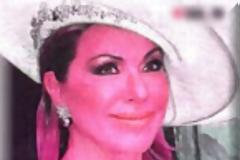 Μουρμουρίζοντας...