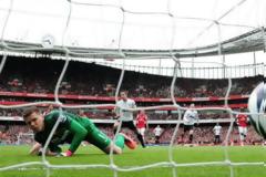 Περιμένουν να στεφθούν πρωταθλήτριες και μαθηματικά Barcelona και Juventus