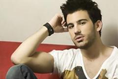 «Δεν έχω ανασφάλεια για τη φωνή μου, αλλά για την εμφάνισή μου»