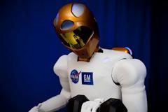 Το Πεντάγωνο φτιάχνει ρομπότ με φυσική νοημοσύνη