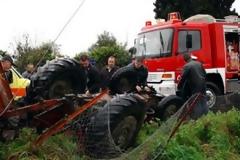 Τραγικός θάνατος 52χρονου από ανατροπή τρακτέρ στη Χώρα Μεσσηνίας