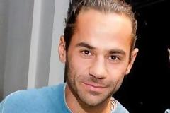 Πάτρα: Mε τη φωτογραφία του δολοφονημένου γιου της Κώστα, η μητέρα του πήγε επισκεπτήριο στον κρατούμενο Αλέξη Φράγκο