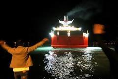 Φορτηγατζής σκότωσε γριούλα και έφυγε με το πλοίο της γραμμής!