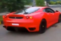 Τον συνέλαβαν επειδή έδωσε τη Ferrari του στον 9χρονο γιο του