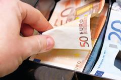 Ε.Π.Κ.Κρήτης: Τράπεζα 