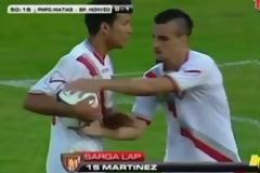 Πλακώθηκαν για το ποιός θα εκτελέσει το πέναλτι!