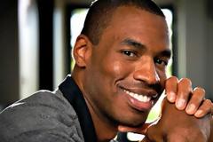 Ο Τζέισον Κόλινς αποκαλύπτει πως είναι γκέι