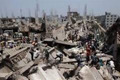 Μπαγκλαντές: Αποζημίωση από όμιλο σούπερ μάρκετ στους συγγενείς των θυμάτων κατάρρευσης κτιρίου