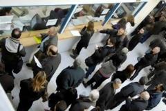 Kατάσχεση απευθείας από τις καταθέσεις όσων χρωστούν στα Ταμεία