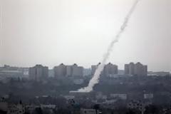 ΕΠΙΘΕΣΗ ΜΕ ΠΥΡΑΥΛΟΥΣ ΚΑΤΑ ΡΩΣΙΚΟΥ ΕΠΙΒΑΤΙΚΟΥ ΑΕΡΟΣΚΑΦΟΥΣ...