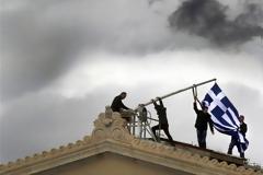 Γνώμη: Μπορούμε κάτι μόνοι μας;