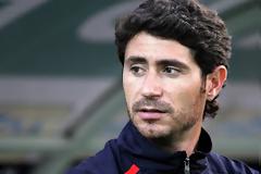 Ο ΒΙΚΤΟΡ... ΔΕΙΧΝΕΙ ΤΟ ΔΡΟΜΟ ΤΗΣ ΑΝΑΤΡΟΠΗΣ ΣΤΗ ΡΕΑΛ