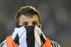 ΠΛΑΚΩΘΗΚΕ ΚΑΙ... ΦΕΥΓΕΙ ΑΠΟ ΠΑΡΤΙΖΑΝ Ο ΣΚΕΠΟΒΙΤΣ