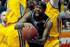 Ο ΜΠΟΜΠΙ ΜΠΡΑΟΥΝ ΤΟ ΒΡΑΒΕΙΟ «ΑΛΦΟΝΣΟ ΦΟΡΝΤ» ΤΗΣ ΕΥΡΩΛΙΓΚΑΣ