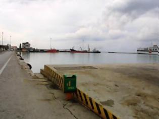 Φωτογραφία για Πάτρα: Στο λιμάνι η πυραυλάκατοτος Μαριδάκης - Eλεύθερη αύριο το πρωί η πρόσβαση