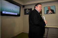 Που θα βγάλει το...πλάκωμα;