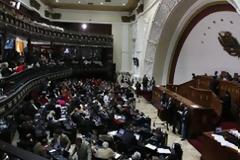 «Ρινγκ» έγινε η Βουλή της Βενεζουέλας