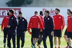 ΕΠΙΣΤΡΟΦΕΣ ΚΑΙ... ΞΕΚΑΘΑΡΙΣΜΑΤΑ