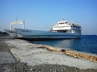 Φωτογραφία για Πάτρα: Δεμένα τα πλοία στο λιμάνι - Στάσεις εργασίας στο Pίο-Αντίρριο