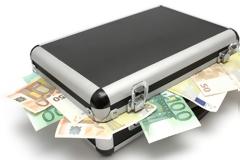 Ο όμιλος Λάτση, το ξέπλυμα και το βαρύ πρόστιμο