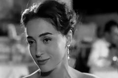 O γιατρός της Λαμπέτη αποκαλύπτει τα ιατρικά λάθη που οδήγησαν στο θάνατο την ηθοποιό