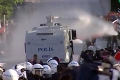 Τουρκία: Πεδίο μάχης η πλατεία Ταξίμ