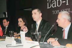 Έλληνες πολιτικοί σε νεοθωμανική λέσχη της Κωνσταντινούπολης…