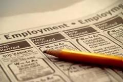 Αναγνώστης δίνει την εκδοχή του για τον δημόσιο και ιδιωτικό τομέα