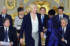 ''Έχουν δίκιο που τα βάζουν με τη Μέρκελ''