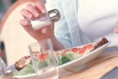 Υγεία: Το πολύ αλάτι και η πολλή ζάχαρη αιχμαλωτίζουν τον εγκέφαλο