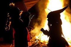 Τα πιο περίεργα πασχαλινά έθιμα ανά τον κόσμο