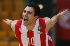 ΣΛΟΥΚΑΣ : ΘΑ ΚΑΤΑΘΕΣΟΥΜΕ ΤΗΝ ΨΥΧΗ ΜΑΣ!