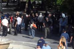 Βουλευτής της Χρυσής Αυγής χτύπησε 12χρονο κοριτσάκι...