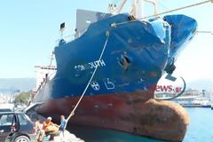 Το λαβωμένο πλοίο του ναυαγίου της Μεθώνης