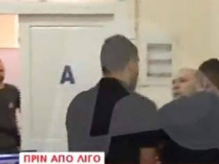 Φωτογραφία για Καταγγελία Καμίνη: Ο Γερμενής της Χρυσής Αυγής μου επιτέθηκε και χτύπησε 12χρονο κορίτσι