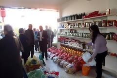 Πασχαλινή διανομή τροφίμων από το Κοινωνικό Παντοπωλείο Μαλεβιζίου