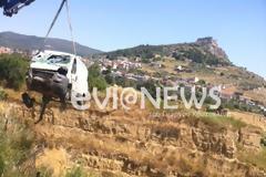 Βασιλικό: Είδαν το φορτηγάκι δυαλυμένο και από μέσα να λείπει ο οδηγός!