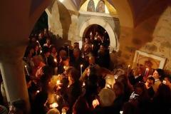 Η κορύφωση του Θείου Δράματος - Τα έθιμα σε Αιτωλικό, Ναύπακτο και Eπτάνησα