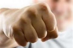 «Έπεσε» ξύλο σε club του Αγρινίου