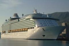 Πάνω από 3000 τουρίστες με το Navigator of the Seas