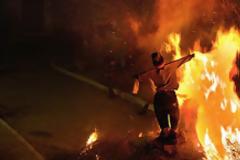 Στην Kαλαμάτα ετοιμάζονται να κάψουν τον Ιούδα με τη μορφή του Σαμαρά