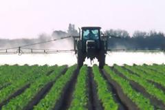 Γεωργικά εφόδια: Ελάχιστες πολυεθνικές ελέγχουν την παγκόσμια αγορά και φυσικά την Ελληνική, επιβάλλοντας ανεξέλεγκτες τιμές!